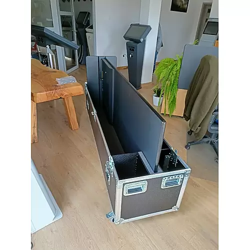 Totem - Digital Signage Indoor Kiosk